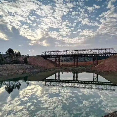 中铁火车莱斯69米钢便桥