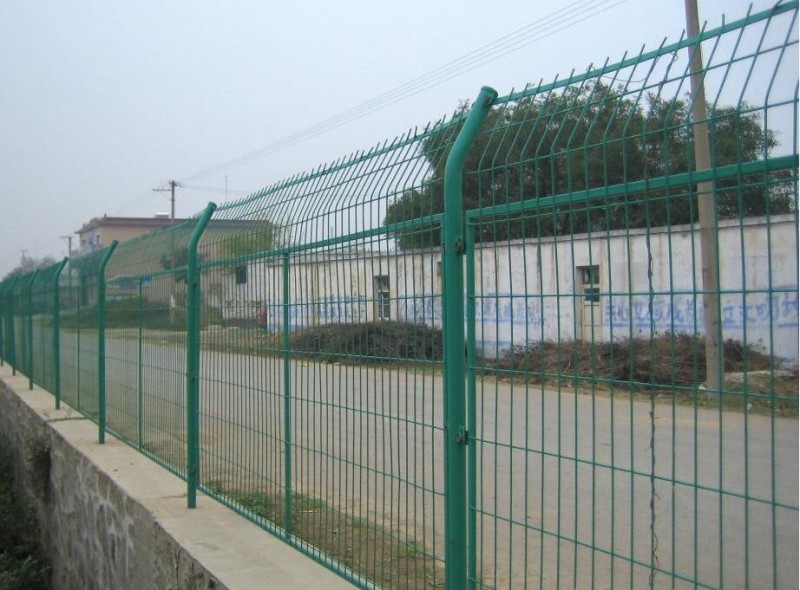 道路隔离栅1